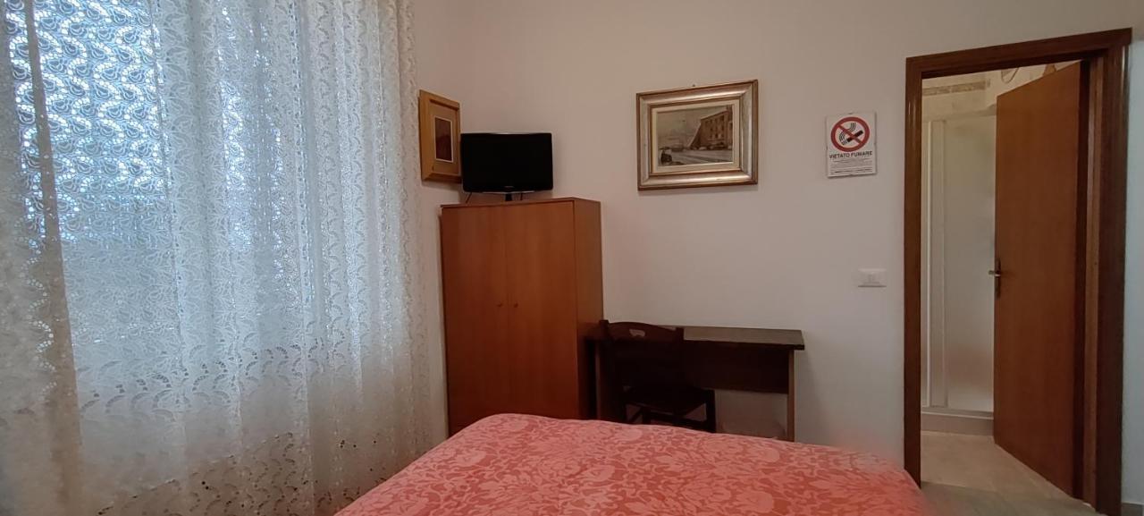 Pisa Central Station Room Rent Εξωτερικό φωτογραφία